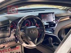 تۆیۆتا کامری